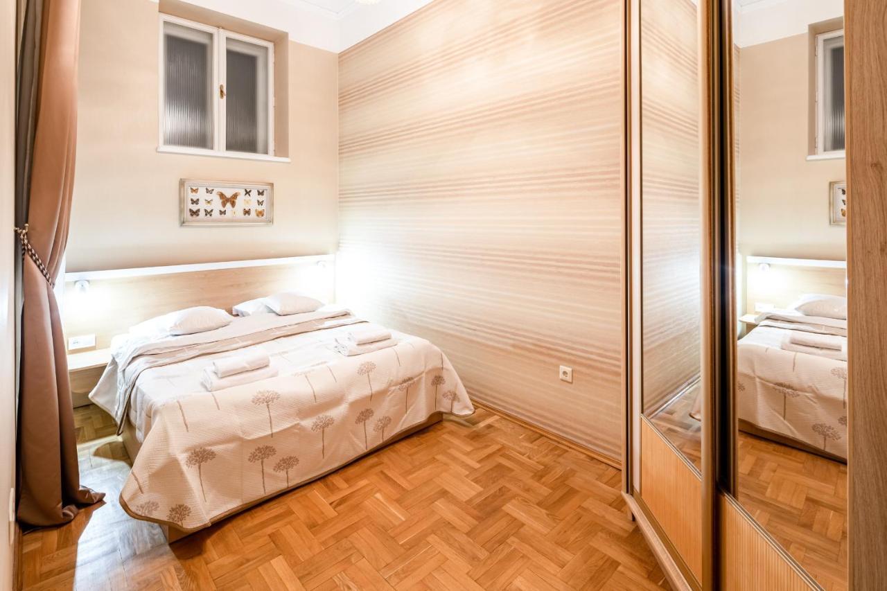 3 Bedrooms Royal Italian Style In An Austrian Building, Parking, Balcony リヴィウ エクステリア 写真